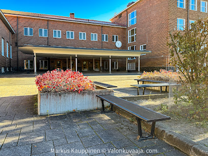 Kalevan lukio kaupungissa Tampere