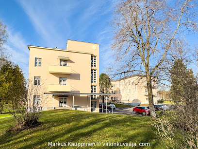 Hameen ammatti-instituutti Oy – Hameenlinna