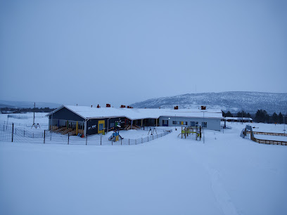 Ohcejoga samelogahat / Utsjoen saamelaislukio – Utsjoki