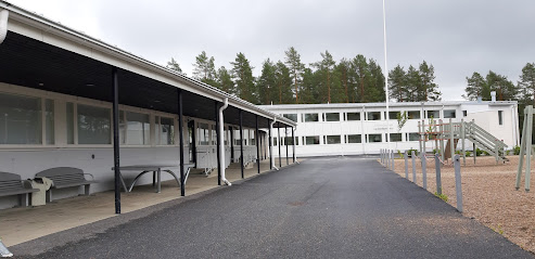 Nivan Koulu kaupungissa Hyrynsalmi