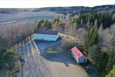 Saurun Koulu kaupungissa Pernio