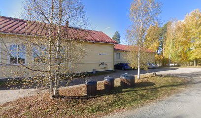 Valikylan koulu kaupungissa Nivala